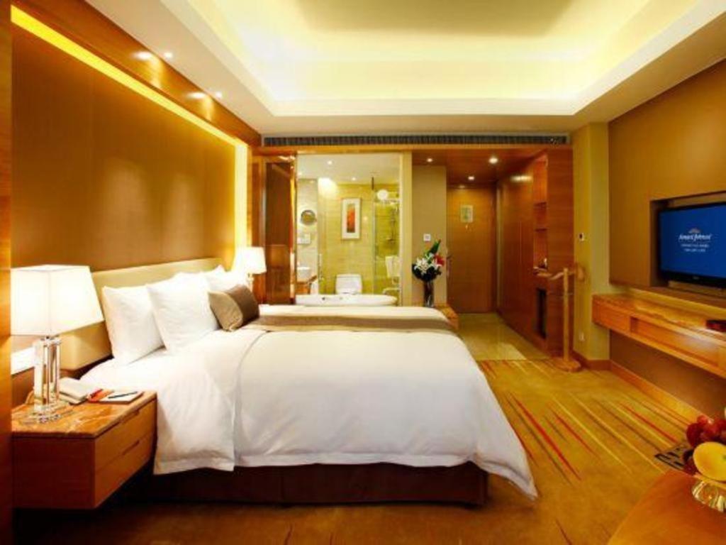 Howard Johnson By Wyndham Sunshine Plaza Ningpo Kültér fotó